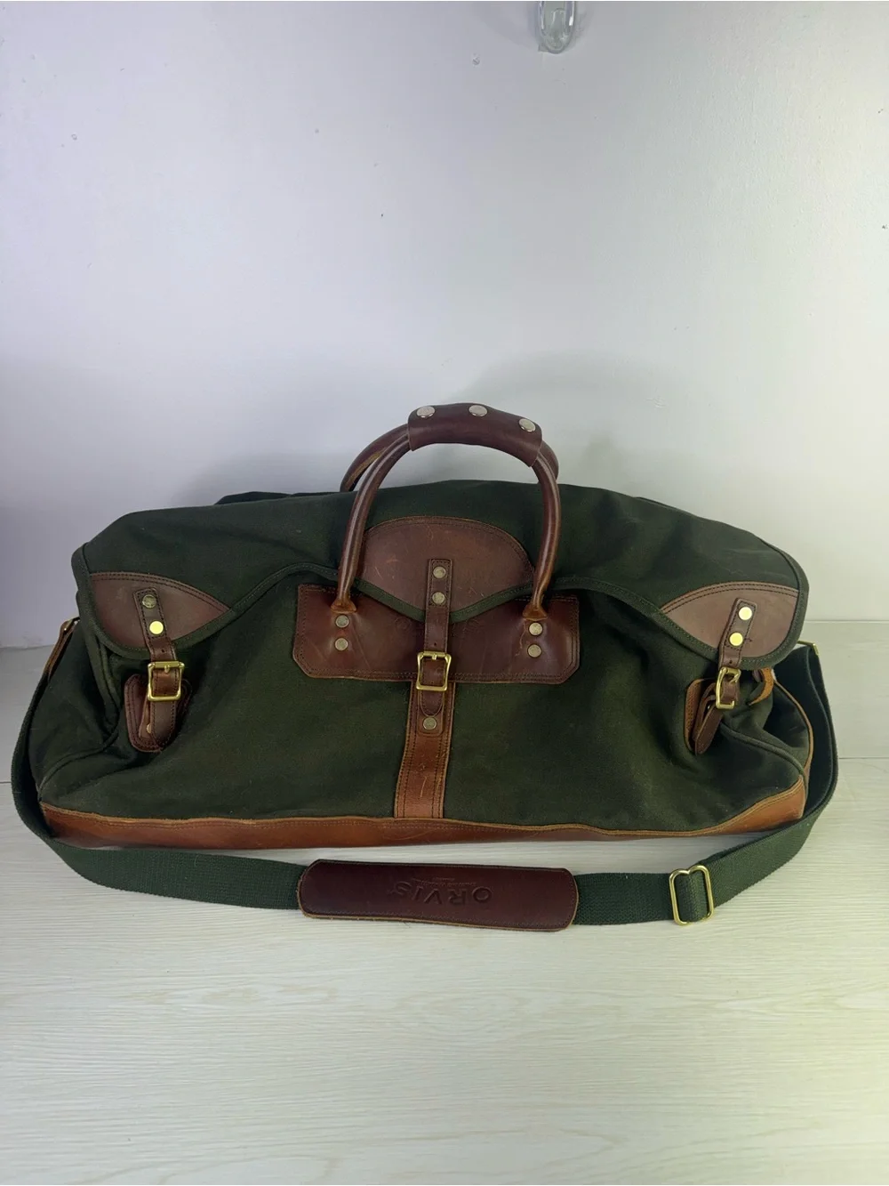 Orvis Mens Battenkill Gokey Duffle Bag Large Green Canvas Leather Trim Weekend